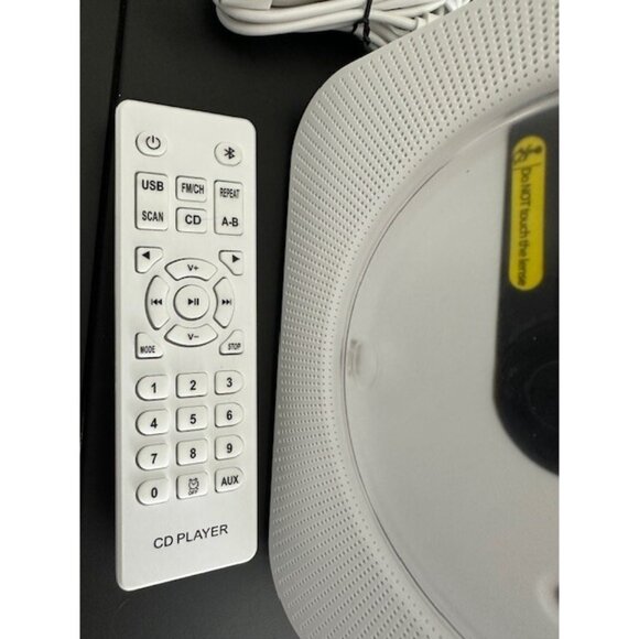 Gueray Portable Desktop FM Radio CD Music Player Remote Speakers KC-806 White - Picture 3 of 10